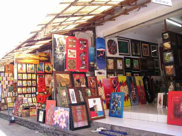 Ubud Art Market Bali  Traditional Art Market in Ubud Village